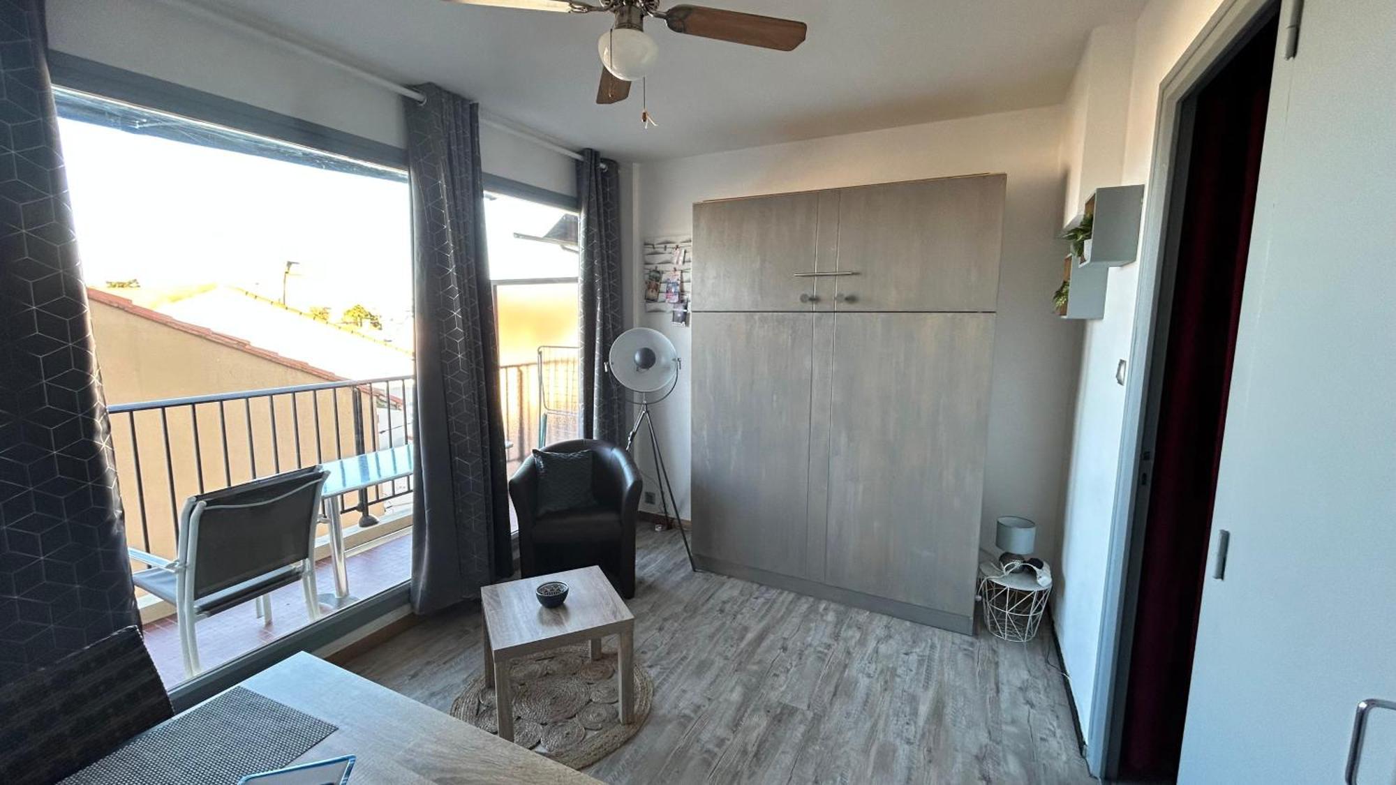 Charmant Studio 20 M De La Plage Canet-en-Roussillon Exterior photo