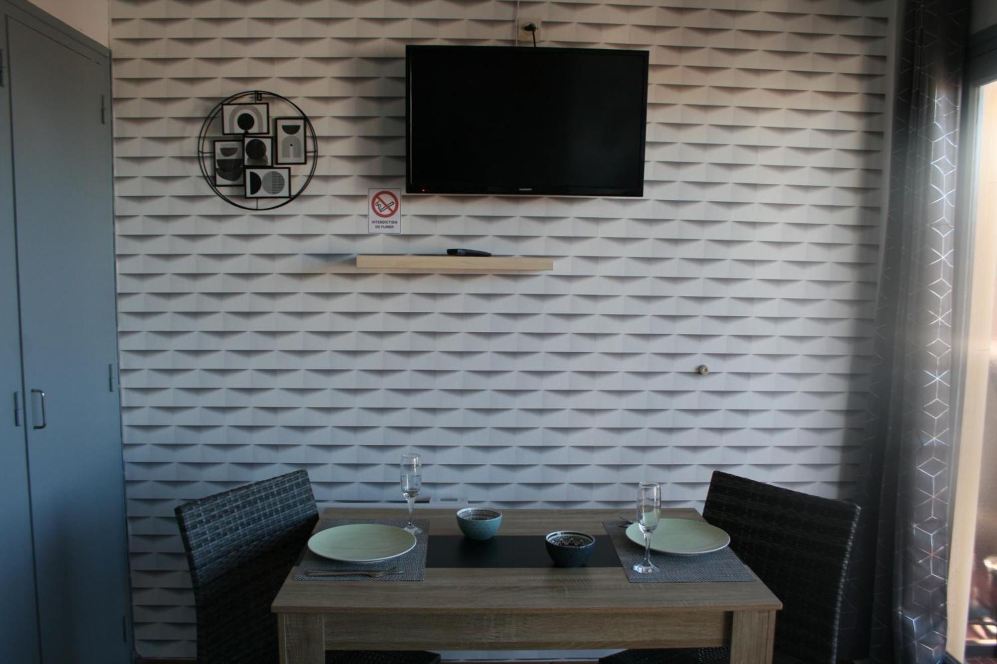 Charmant Studio 20 M De La Plage Canet-en-Roussillon Exterior photo