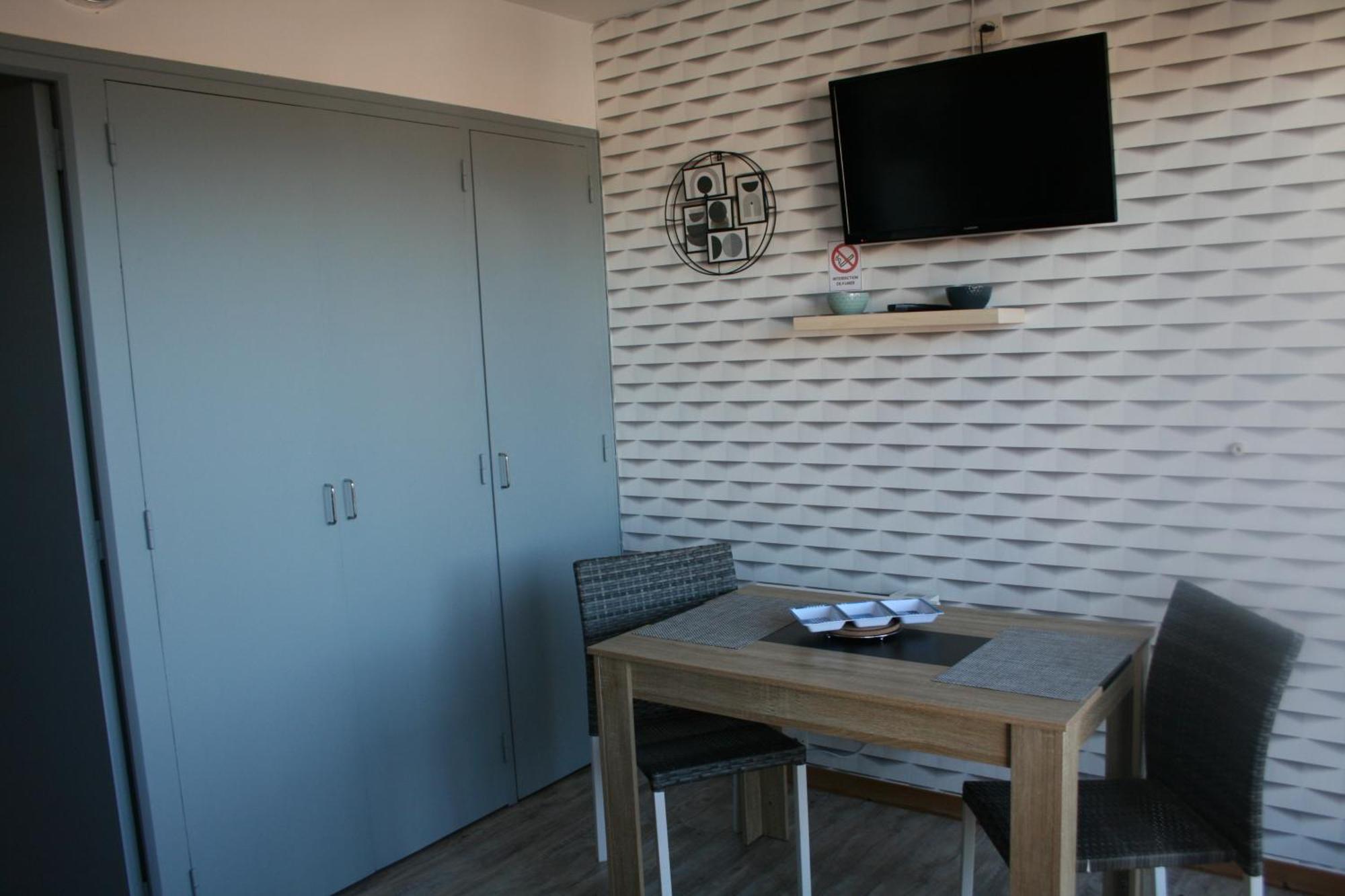 Charmant Studio 20 M De La Plage Canet-en-Roussillon Exterior photo